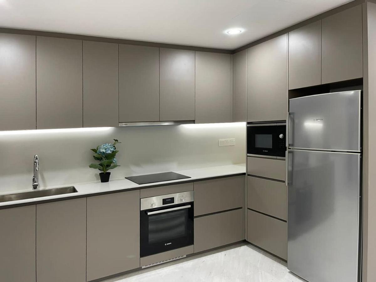 Eaton Residences Klcc By Bhs Kuala Lumpur Bagian luar foto