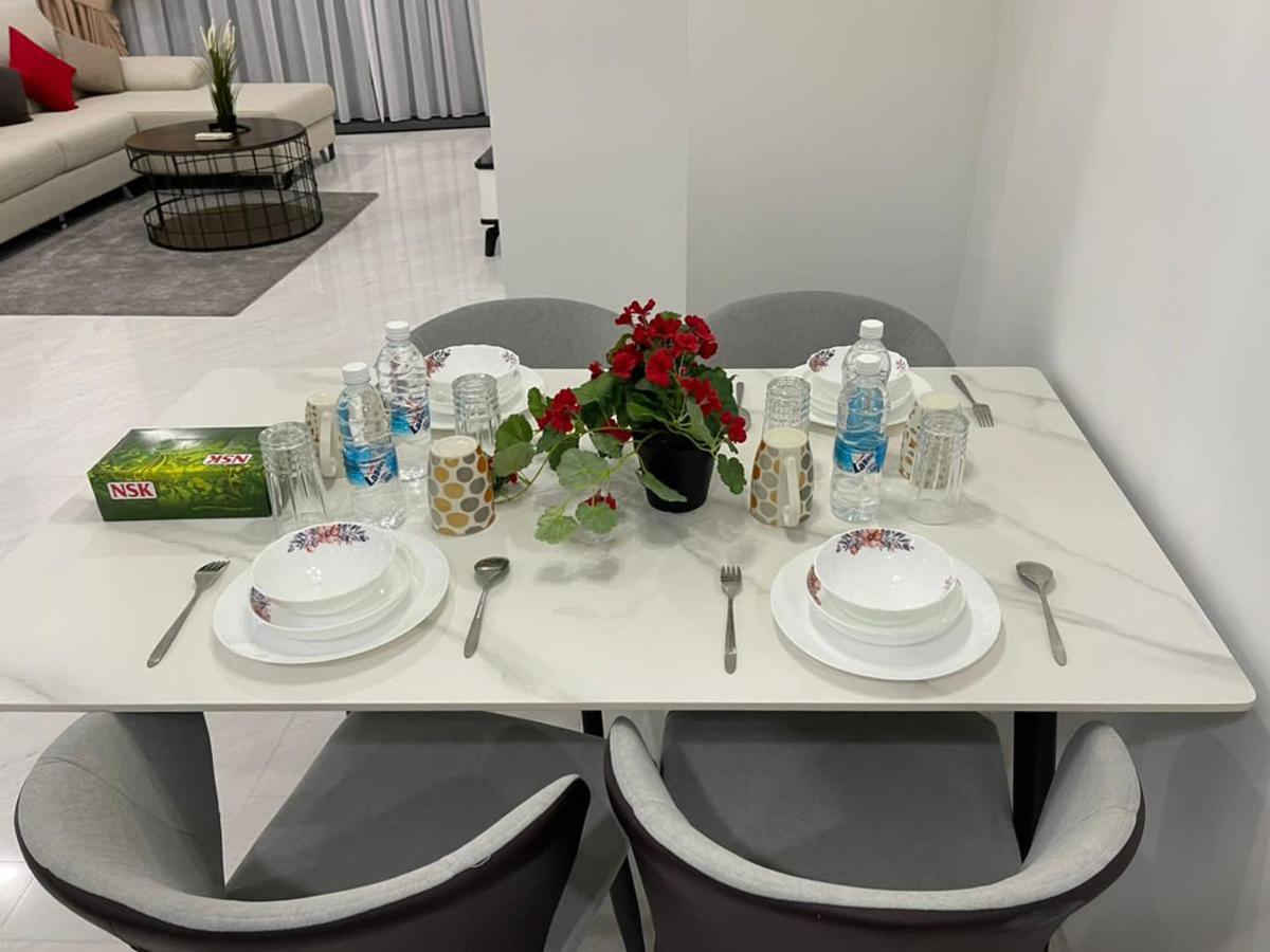 Eaton Residences Klcc By Bhs Kuala Lumpur Bagian luar foto