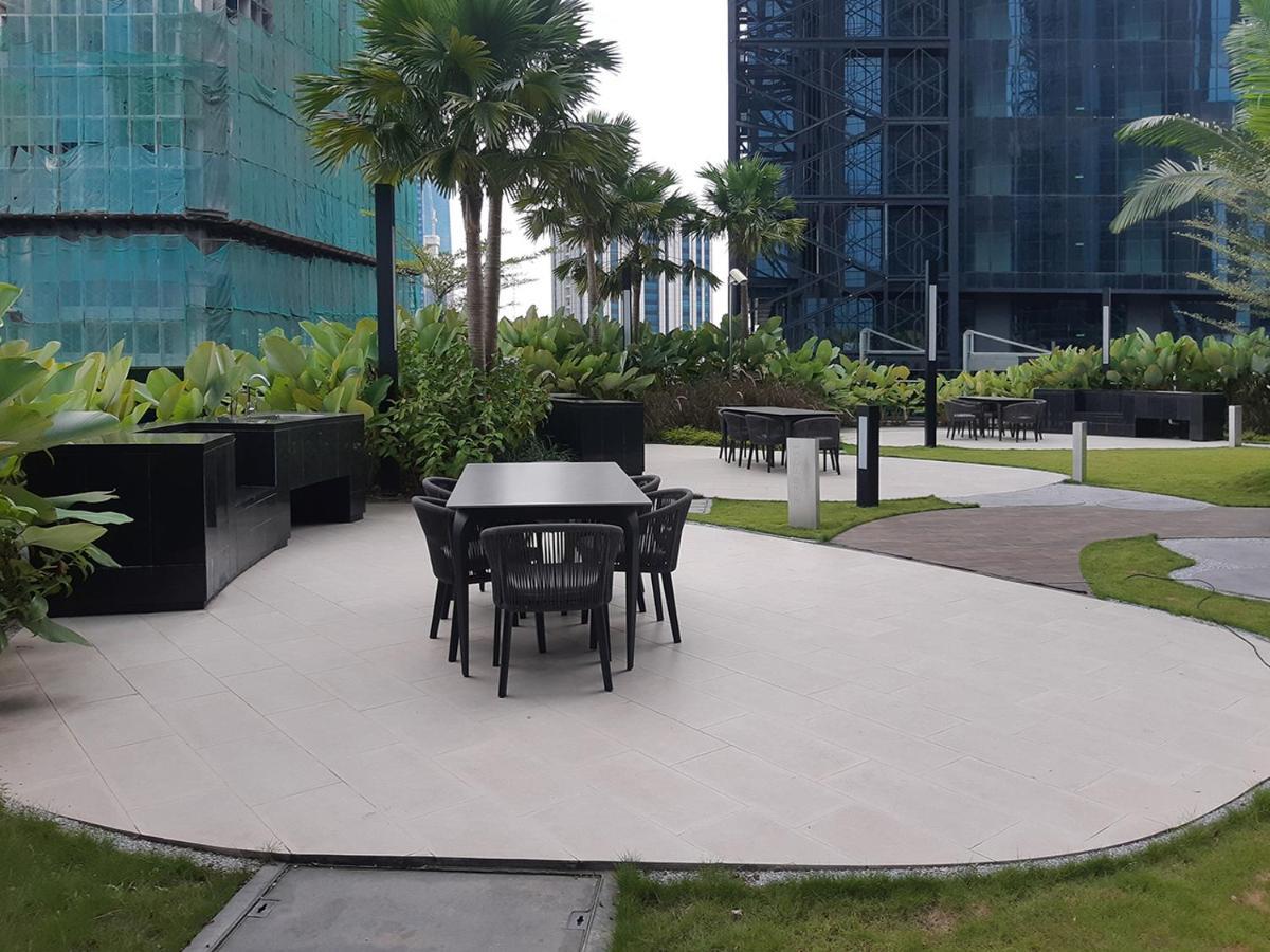 Eaton Residences Klcc By Bhs Kuala Lumpur Bagian luar foto
