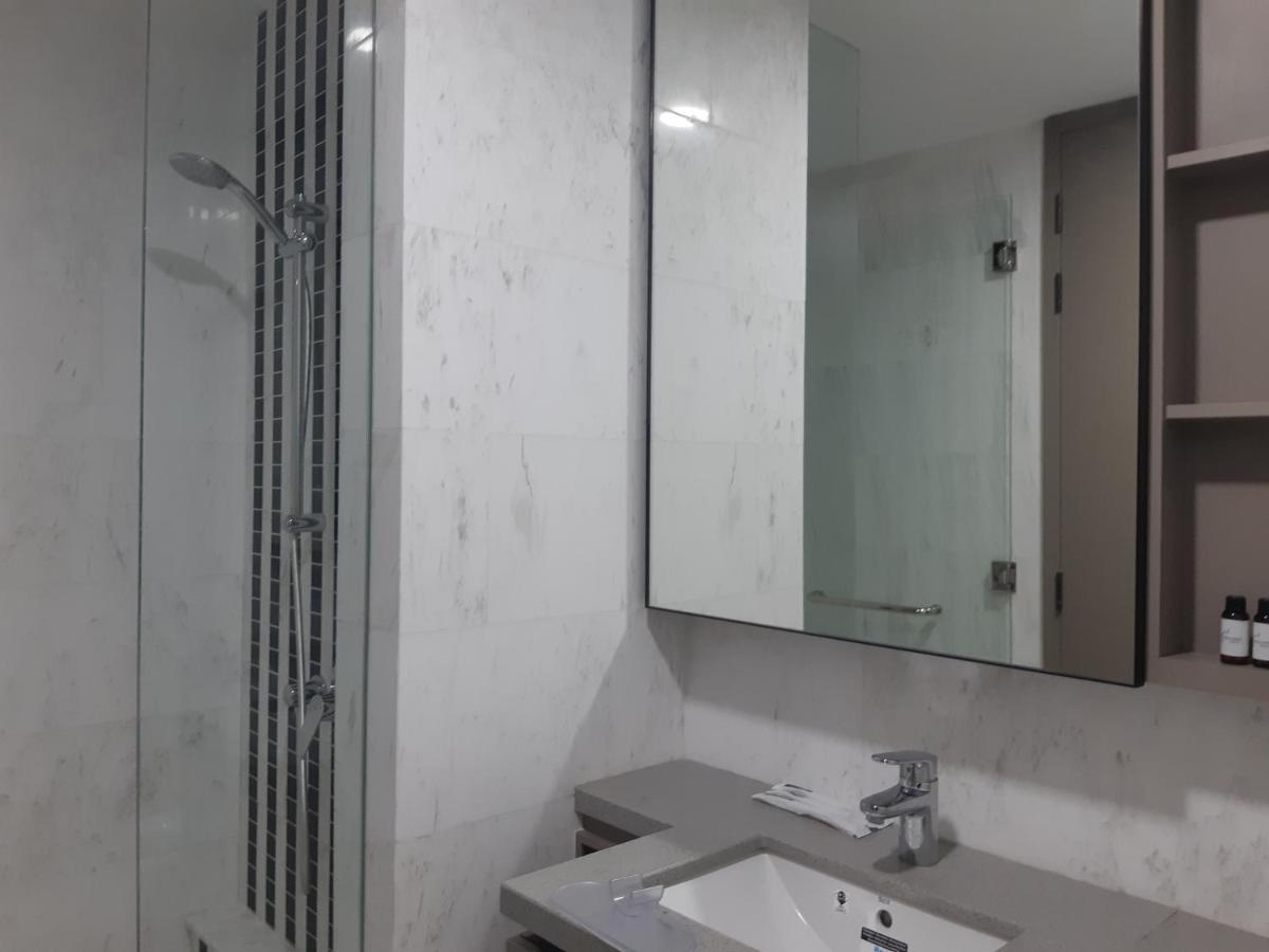 Eaton Residences Klcc By Bhs Kuala Lumpur Bagian luar foto