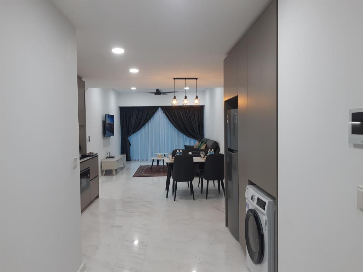 Eaton Residences Klcc By Bhs Kuala Lumpur Bagian luar foto