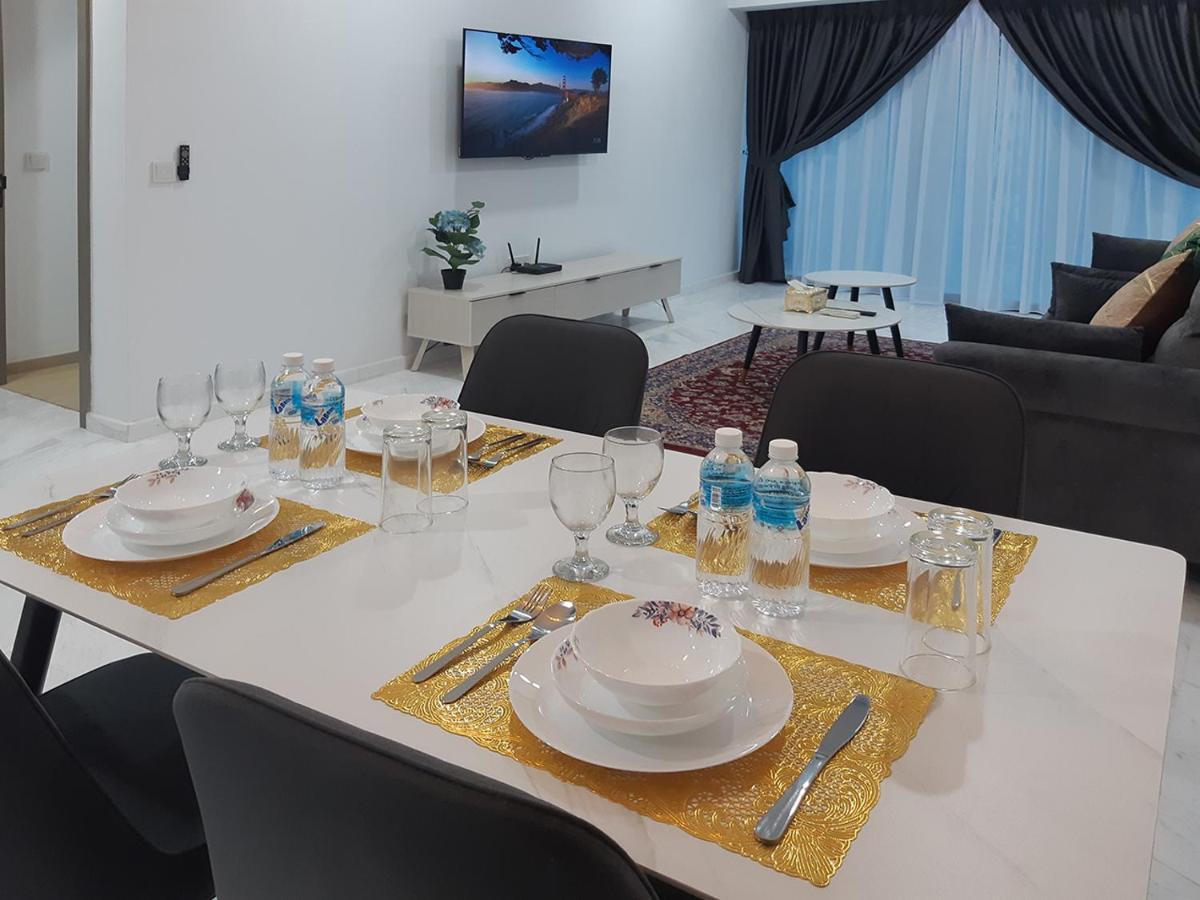 Eaton Residences Klcc By Bhs Kuala Lumpur Bagian luar foto